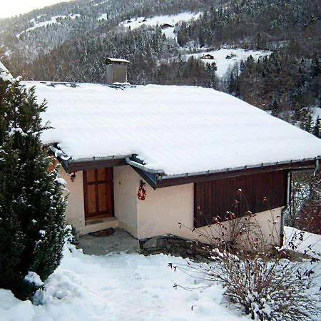 Renove, 9 Personnes, 3 Chambres, 1 Mezzanine - Ch09 Chalet *