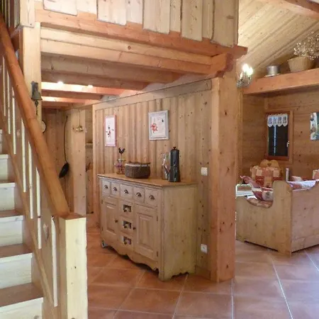 Renove, 9 Personnes, 3 Chambres, 1 Mezzanine - Ch09 * Beaufort (Savoie)